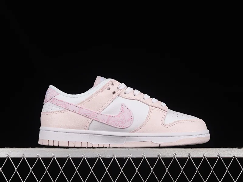 All Categories Nk SB Dunk Series Nk SB Dunk Low Low-top sneakers Cost-effective version Nk Dunk Low "Pink Paisley" Sakura pink SB low-top sports and leisure sneakers FD1449-100
